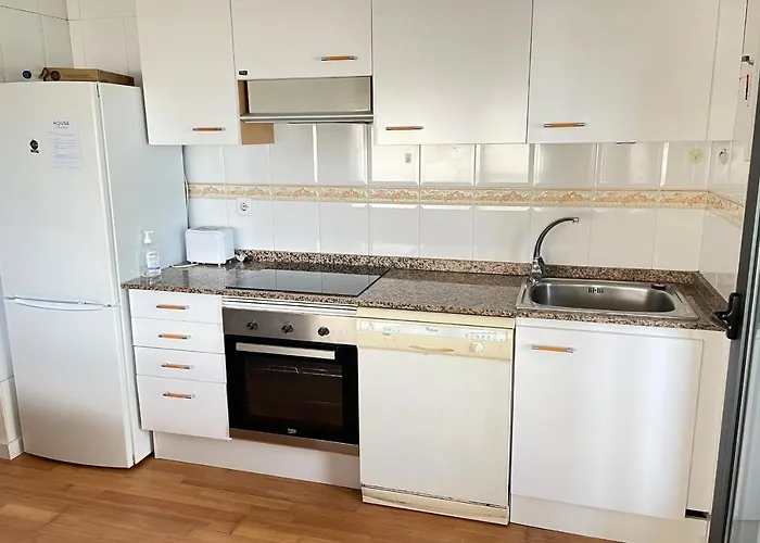 Apartment With Sea Views Next To The Beach Of Mar Bella